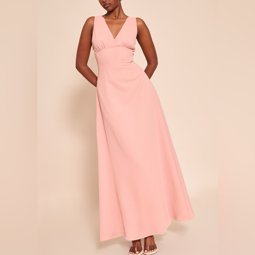 Prettylittlething blush plunge chiffon sleeveless maxi dress size‎ 4 NWT